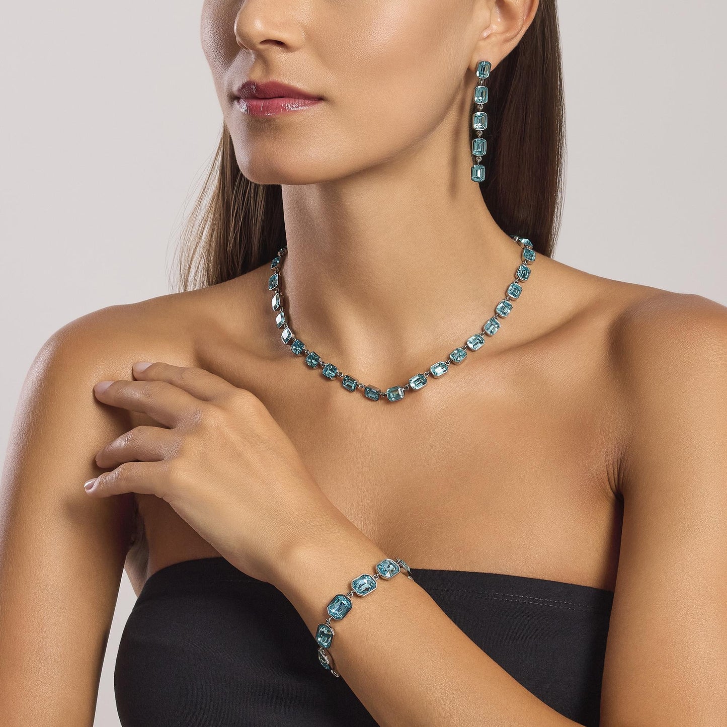 Girocollo Kidult Style 01 in Acciaio 316L con Cristalli Azzurri - 851004