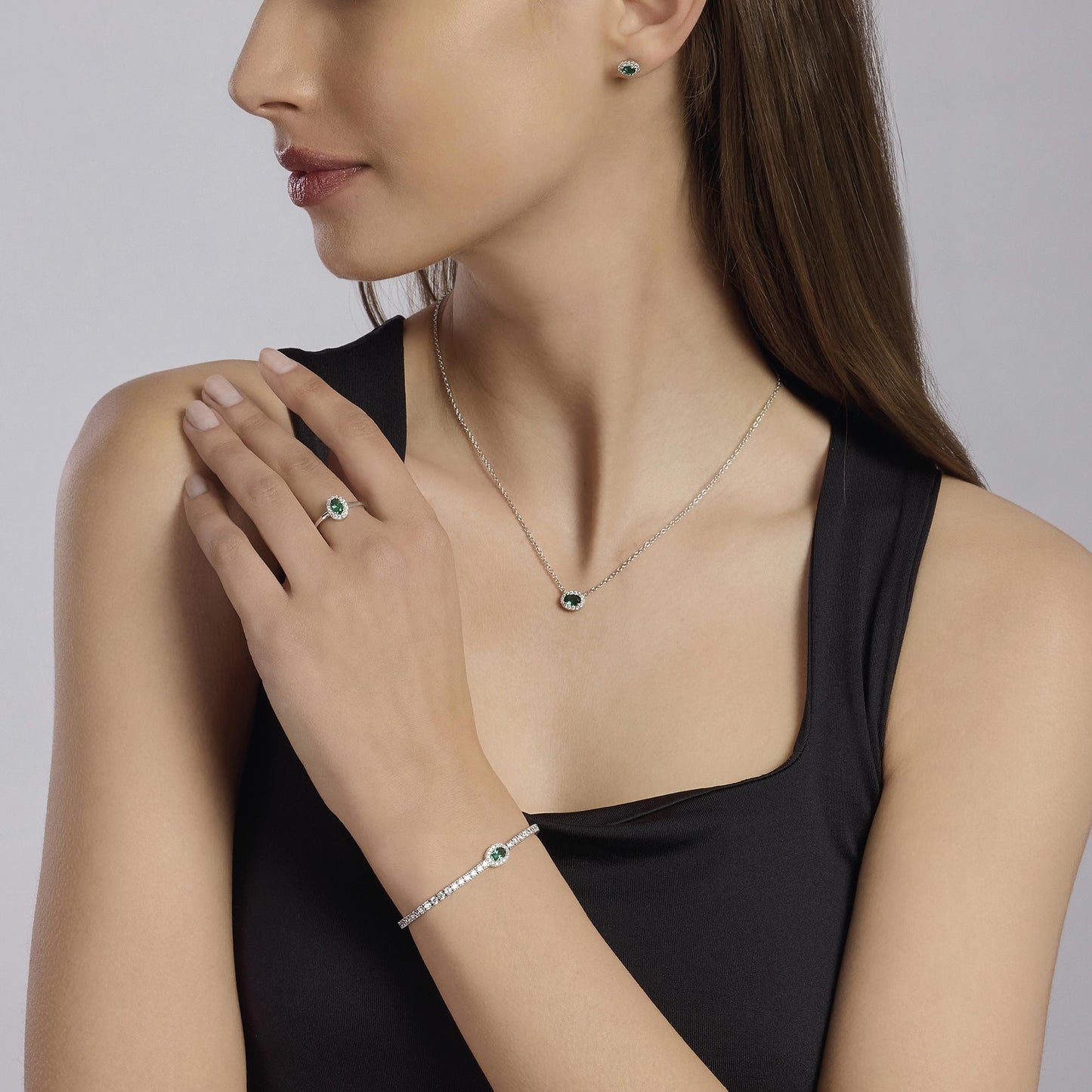 Bracciale MABINA Tennis in argento con smeraldo sintetico ovale - Codice 533742-S