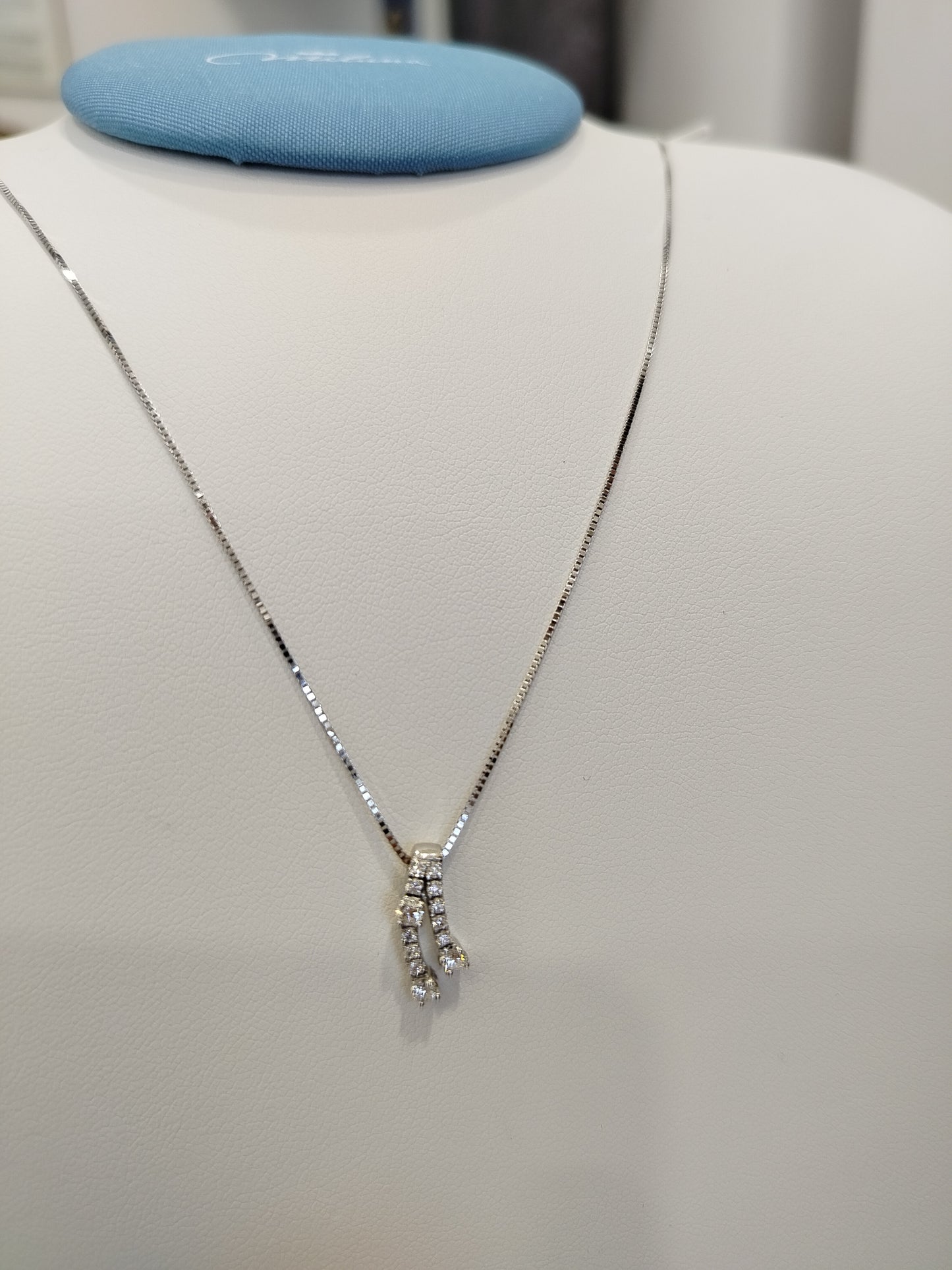 Collier Miluna in Oro 750 con Diamanti - 380361 regalo