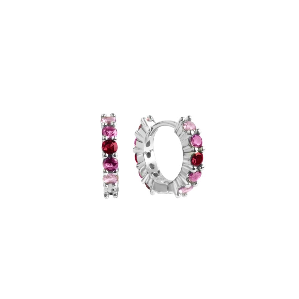 Orecchini Donna ChiMiAma 140262 Gli Orecchini Donna ChiMiAma 140262 combinano eleganza e modernità. Realizzati in argento 925, presentano un design a cerchio con zirconi neri. Questi orecchini sono ideali per aggiungere un tocco di raffinatezza ai tuoi...