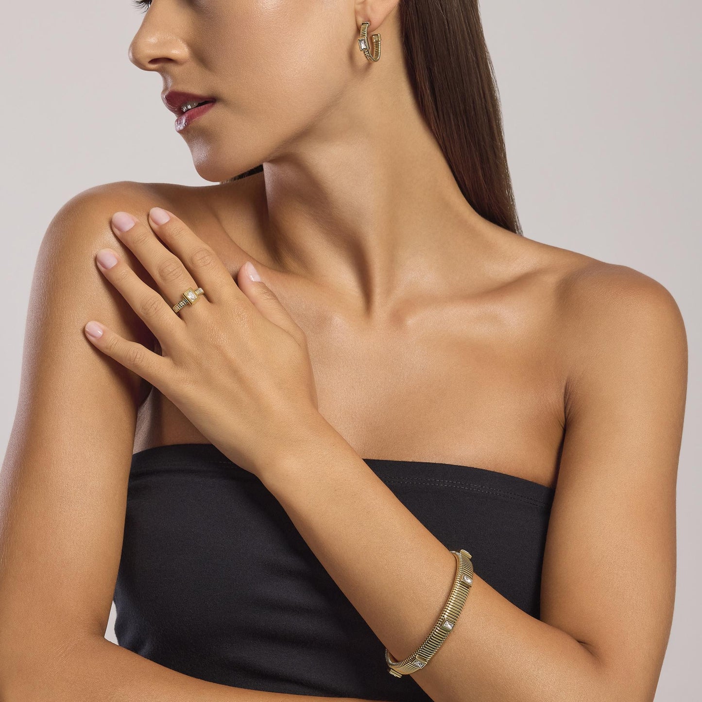 Orecchini Dorati Tubogas con Zirconi | Cod. 861005