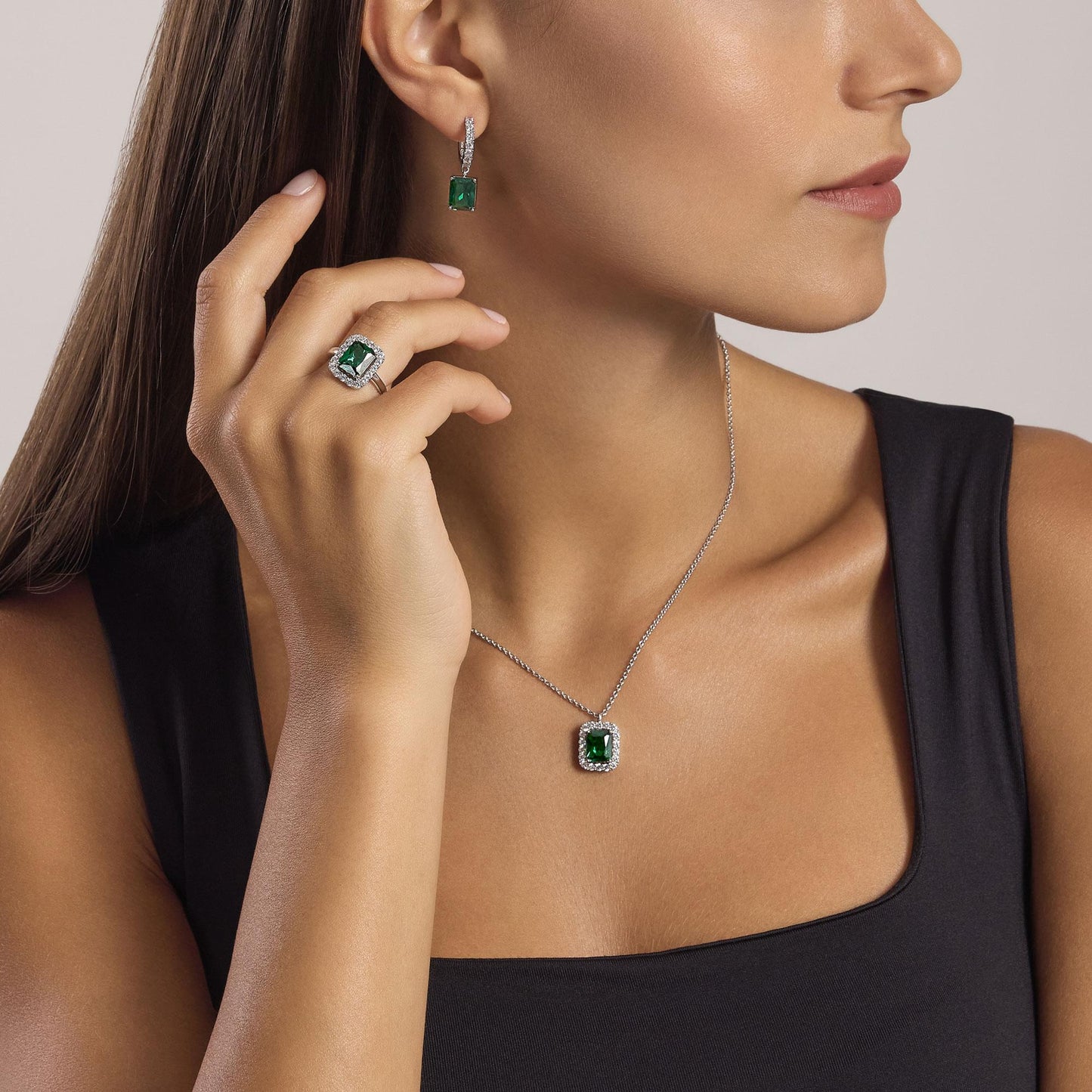 Orecchini Mabina Desiderio Infinito in Argento 925 Rodiato con Smeraldi Sintetici e Zirconi - 563815 3