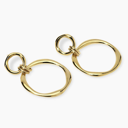 Acquista gli orecchini pendenti Kidult 861088 Style. In acciaio 316L con pietre di Agata Blu naturale. Eleganza, luce e colore su Alfano Gioielli, la tua gioielleria a Palermo.