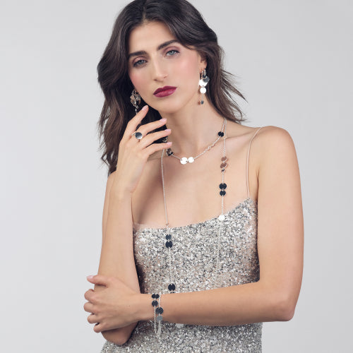 Orecchini Unoaerre Dinamica Lunghi con Medagliette Argentate 2592