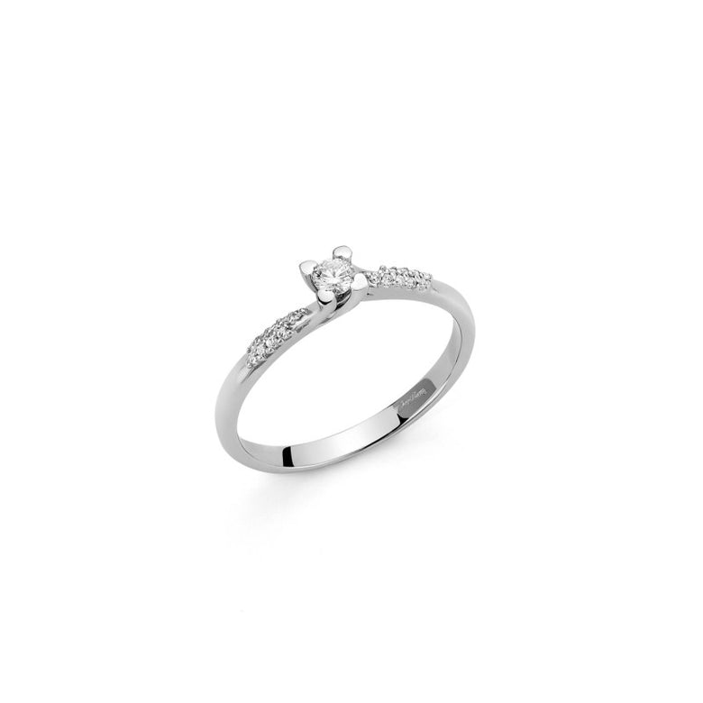 Anello Solitario Miluna in Oro Bianco 18K con Diamanti - LID3434-011G7