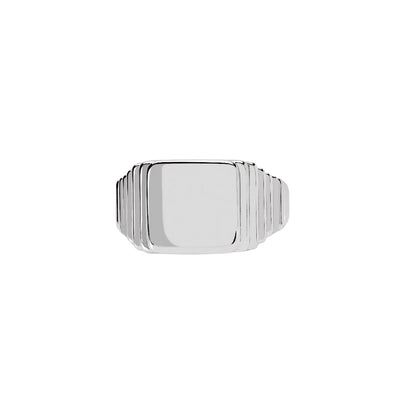 Anello da mignolo chevalier Mabina in argento 925 di forma quadrata con piccolo diamante lab grown centrale.