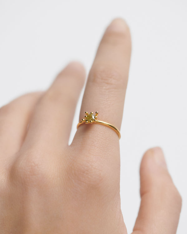 Anello Fleur PDPAOLA con Zirconi Verdi | AN01-C91-08