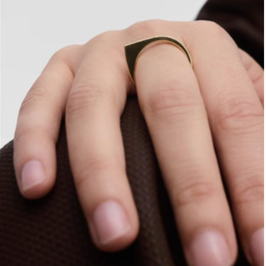 Anello a fascia bombata PDPaola in argento dorato lucido 18K della collezione Essentials - Alfano Gioielli Gioielleria Palermo.