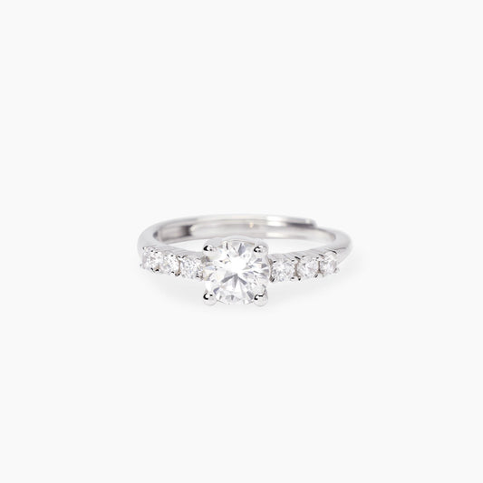 Anello veretta Mabina Jasmine in argento 925 con sette zirconi bianchi taglio brillante incastonati in linea.