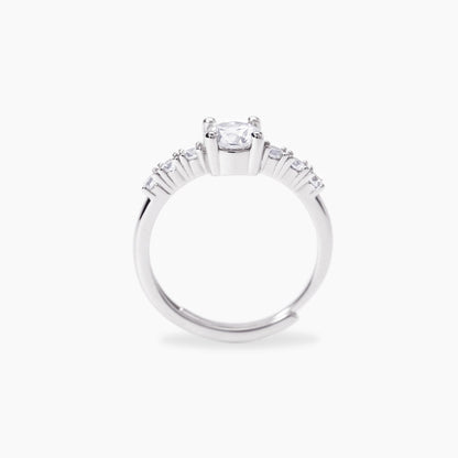 Anello veretta Mabina Jasmine in argento 925 con sette zirconi bianchi taglio brillante incastonati in linea.