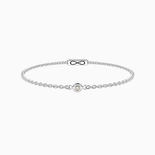 Bracciale rigido Kidult in acciaio silver lucido con ciondolo a cuore e diamante naturale incastonato al centro - Alfano Gioielli Gioielleria Palermo.