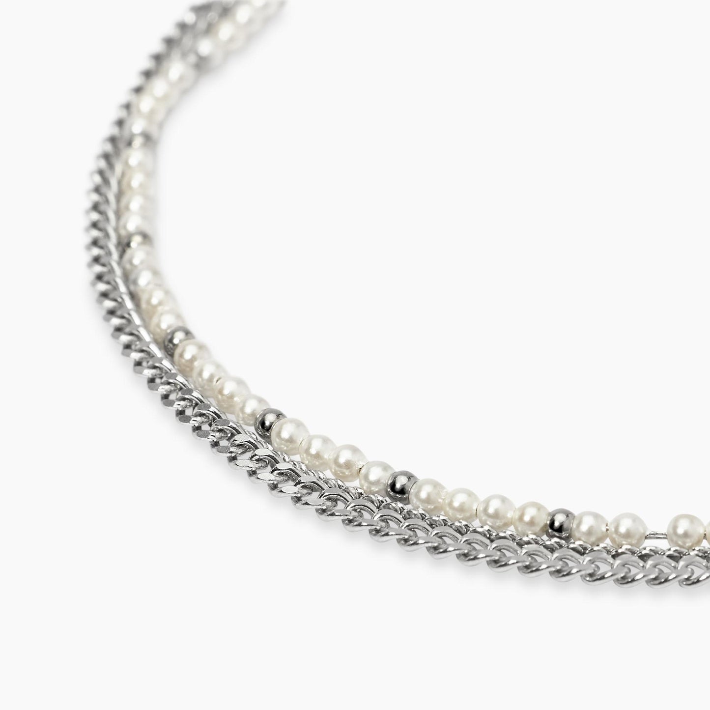 Bracciale Kidult in acciaio silver con sfere di agata nera naturale alternate lungo la catena - Alfano Gioielli Gioielleria Palermo.