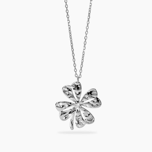 Collana a catenina sottile Kidult in acciaio silver con piccole sfere di agata rossa naturale alternate lungo la catena.