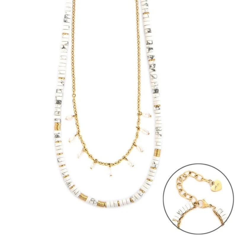 Collana da uomo 4US Cesare Paciotti in acciaio con maglia robusta e pendente a piastrina sagomata ricoperto di zirconi neri lucidi.