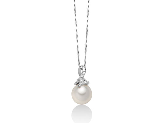 Collier Miluna della collezione Collier di Perle in oro 750 con perla naturale e diamanti.