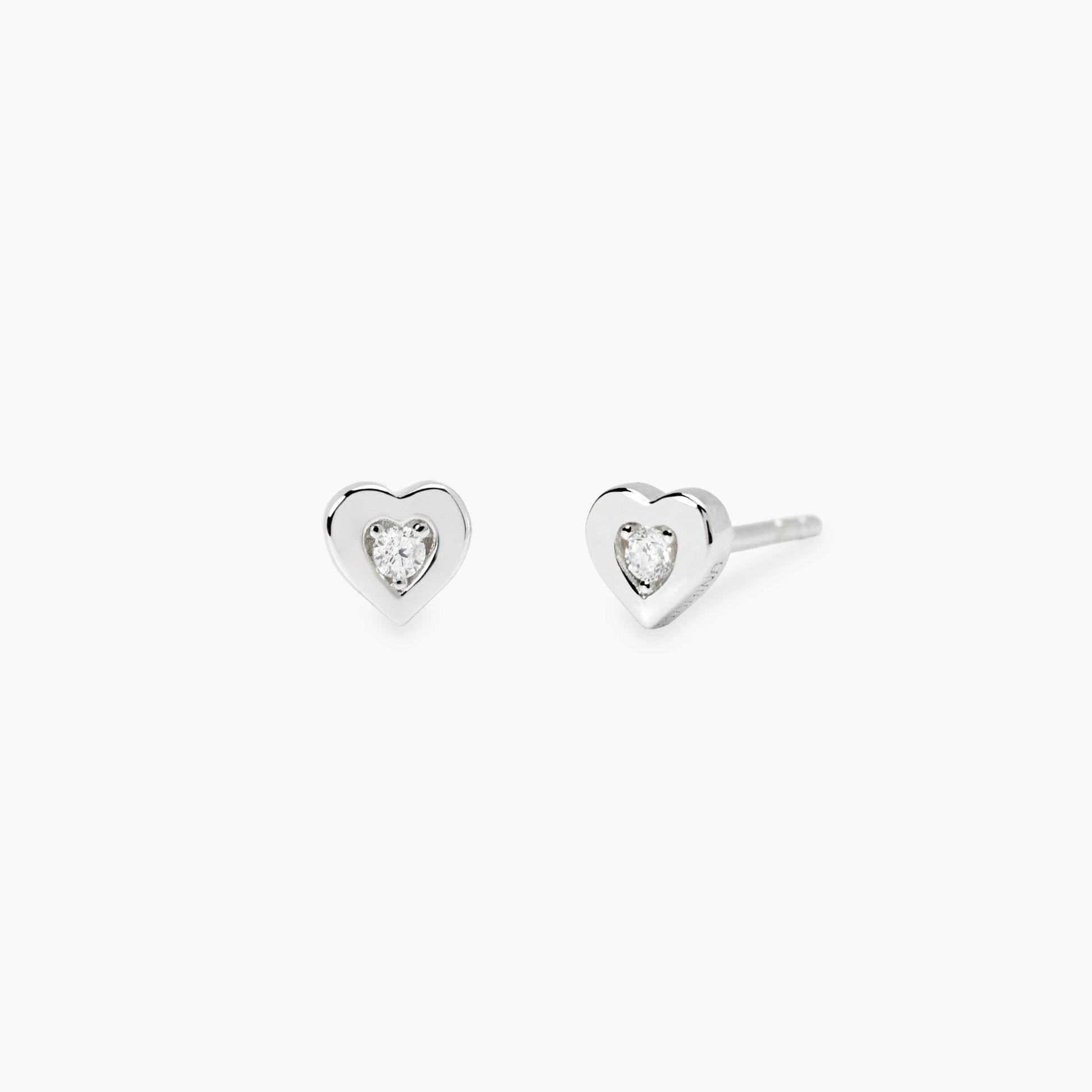 Orecchini a lobo Mabina in argento 925 con punti luce diamanti lab grown 0,07 carati ciascuno (totale 0,14 ct) taglio brillante.