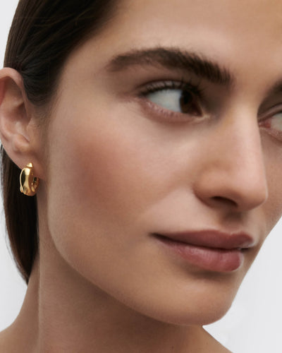 Orecchini PDPAOLA Mini Dolphin in Argento Riciclato Placcato Oro | Cod. AR01-D46-U