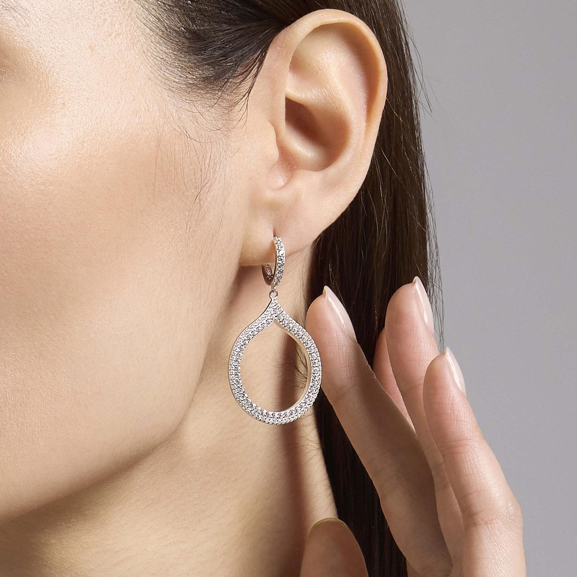 Orecchini a Cerchio con Pendente Goccia in Argento e Zirconi - Penelope 563859