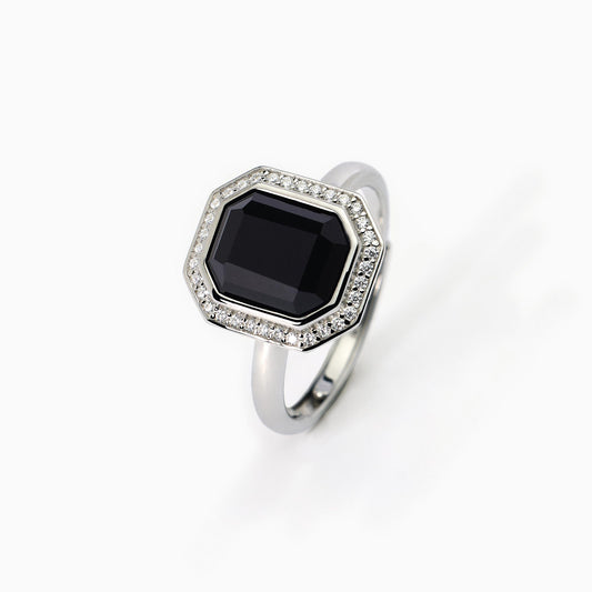 Anello Donna in Argento Rodiato con Agata Nera e Zirconi Bianchi